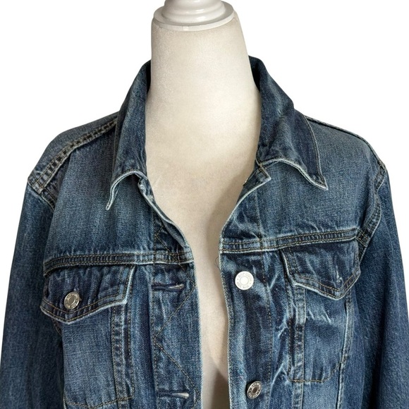 GAP trucker style Blue Jean Jacket size large closet staple - Picture 2 of 13